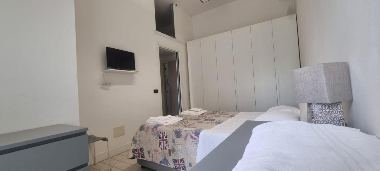 Casa Adriana Apartment Piacenza Luaran gambar